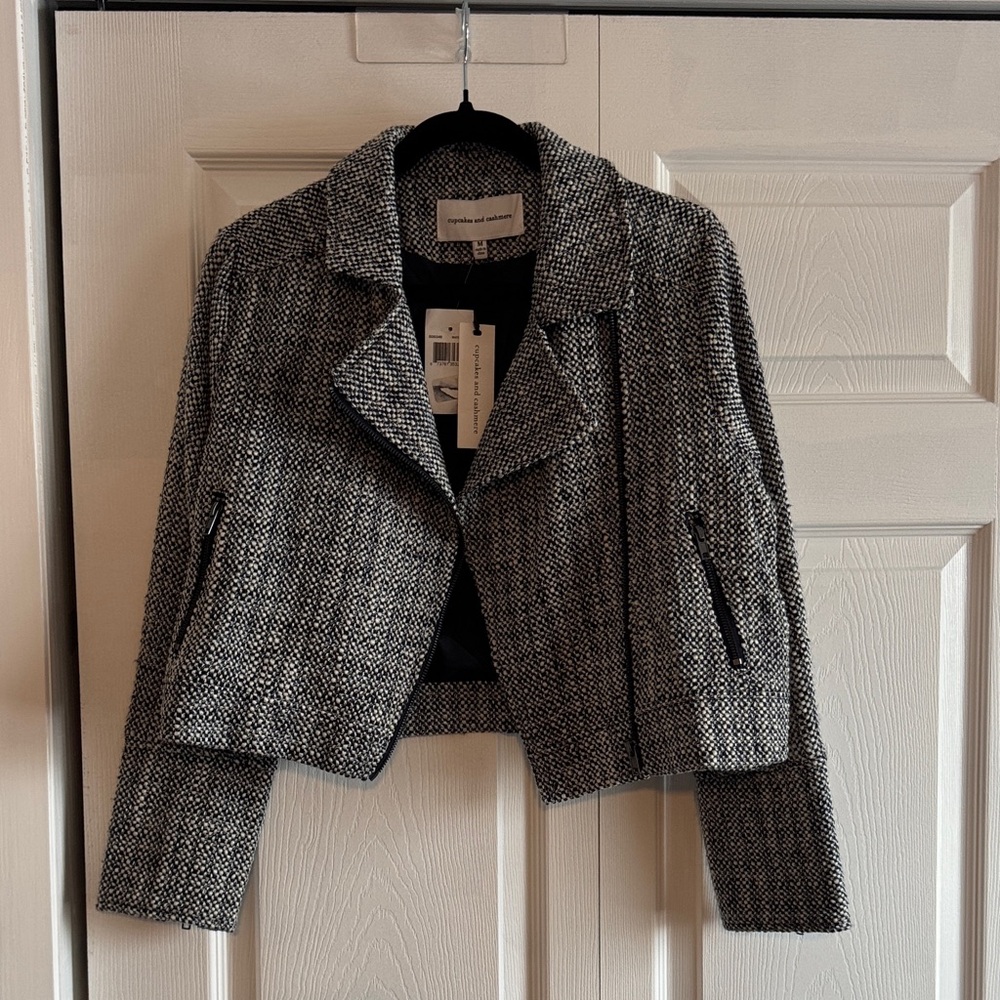 Cupcakes & Cashmere Black and White Tweed Blazer NWT